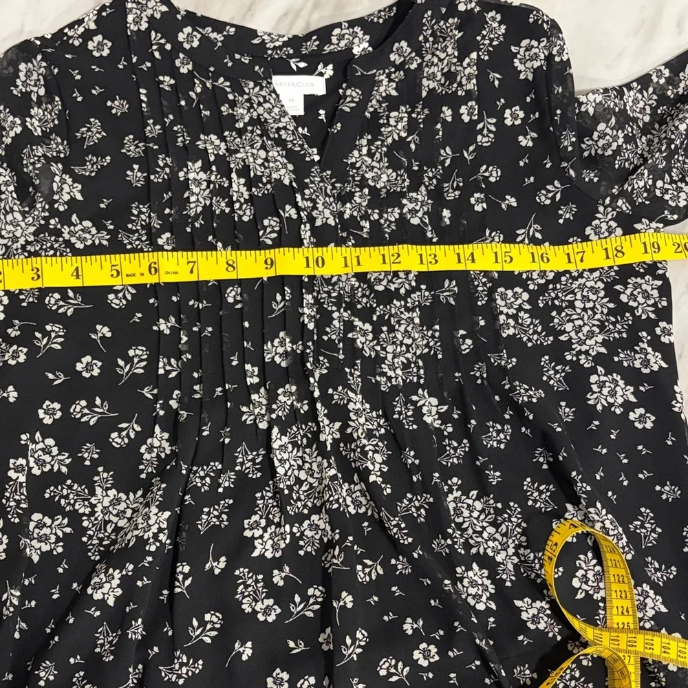 Charter Club Black White Floral Sheer Blouse Petite Small - Picture 9 of 12